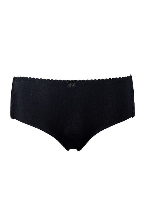 Beate Brazilian, Black