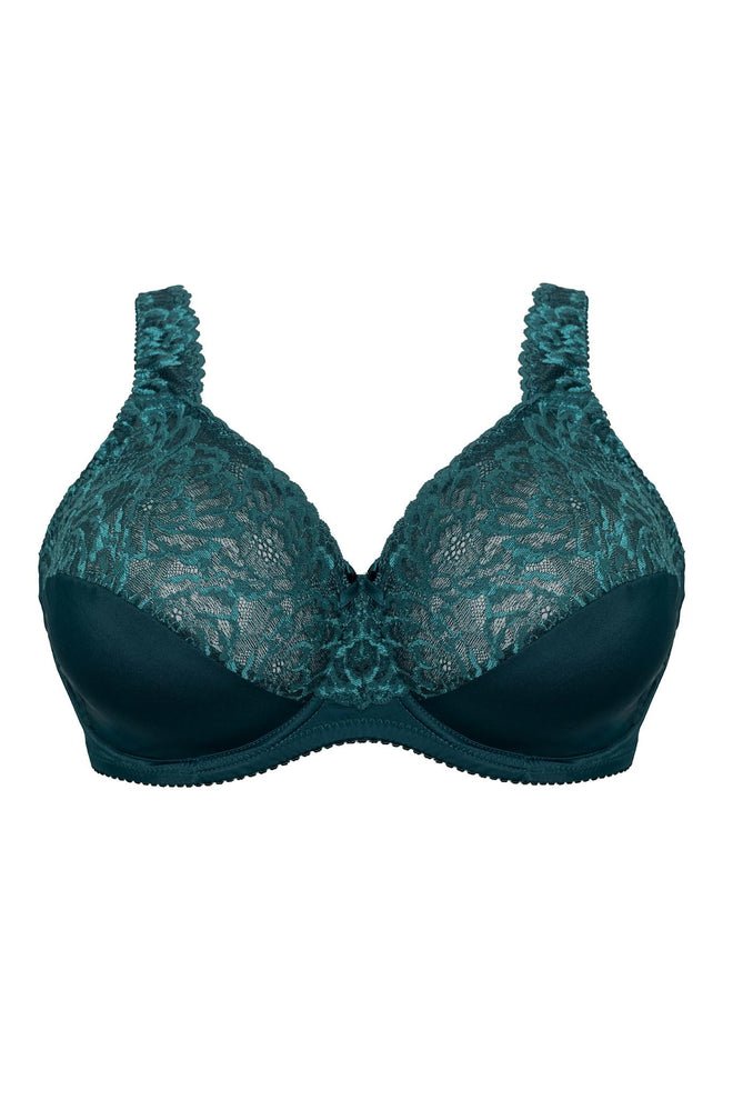 Beate Plain, Pine Green