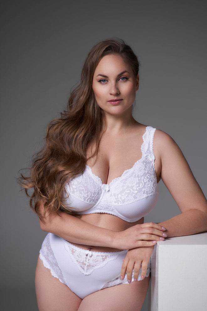 Beate Plain, White