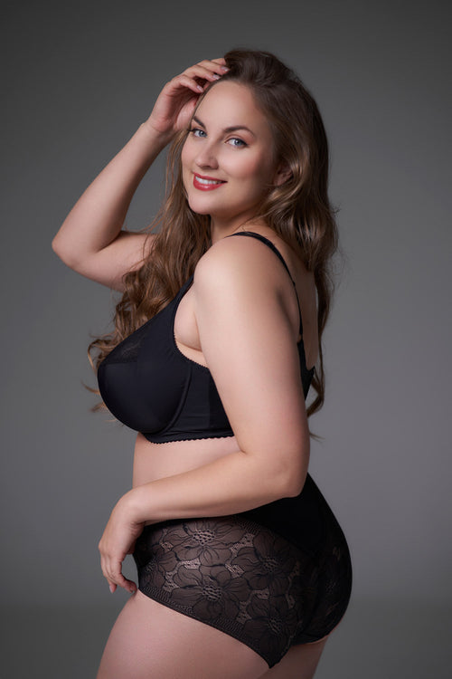 Lisa Maxi, Black