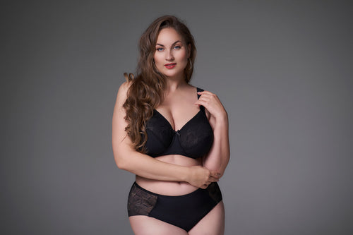 Lisa Maxi, Black